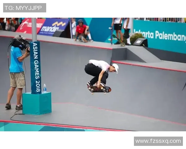 深圳滑板队与杭州滑板队赛后复盘分析比赛节奏与战术对比