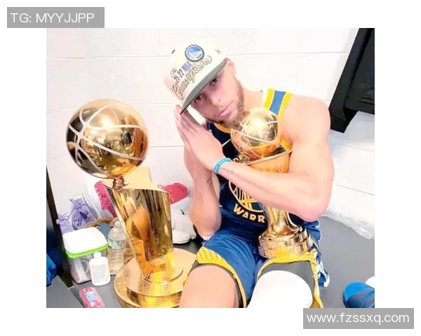 库里三分球总数突破四千大关创历史第一人再续传奇之路 库里三分球总数突破四千大关创历史第一人再续传奇之路