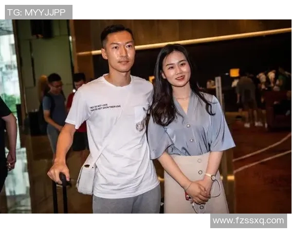 广州恒大与深圳海报对决精彩纷呈引发球迷热议与期待