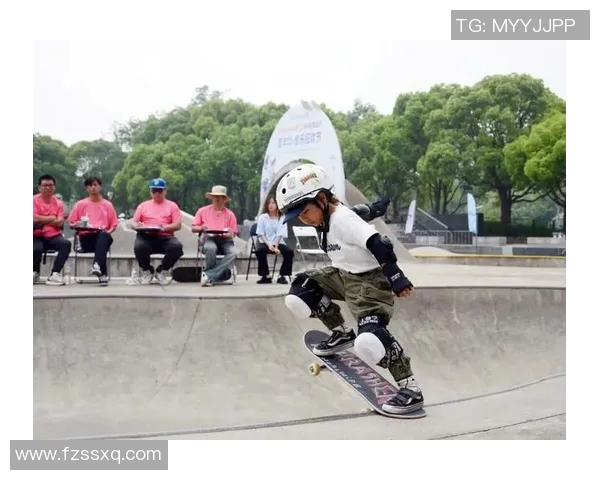 重庆滑板队的拼搏故事与极限运动嘉年华的精彩瞬间