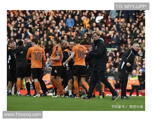 都灵与狼队阵型对比分析揭示战术博弈的关键因素与胜负走势 都灵与狼队阵型对比分析揭示战术博弈的关键因素与胜负走势