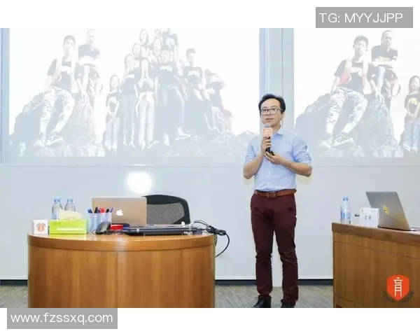 重庆攀岩队的战术创新与转换体系探索之路 重庆攀岩队的战术创新与转换体系探索之路