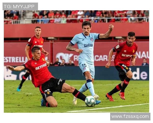 阿斯塔纳迎战比利亚雷力争主场胜利展现球队实力